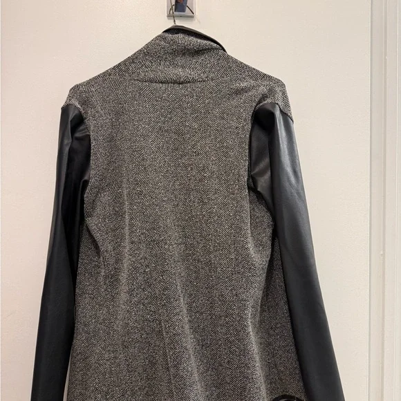 Jack by BB Dakota Black and Gray Blazer - Picture 4 of 4